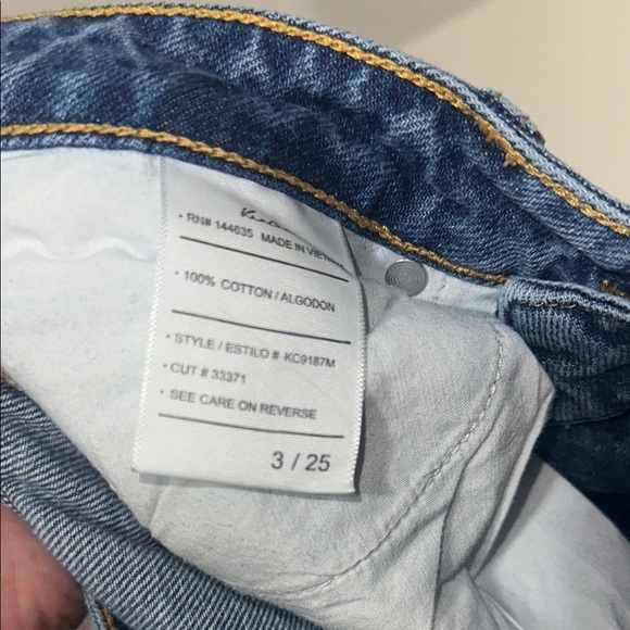 KanCan Blue Boyfriend Jeans with Distressed Details - Picture 7 of 7